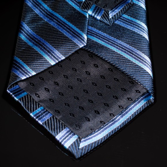 NWT Barbara Blank 100% Silk Tie Navy Blue Purple Multitrack Stripes USA - Picture 4 of 5